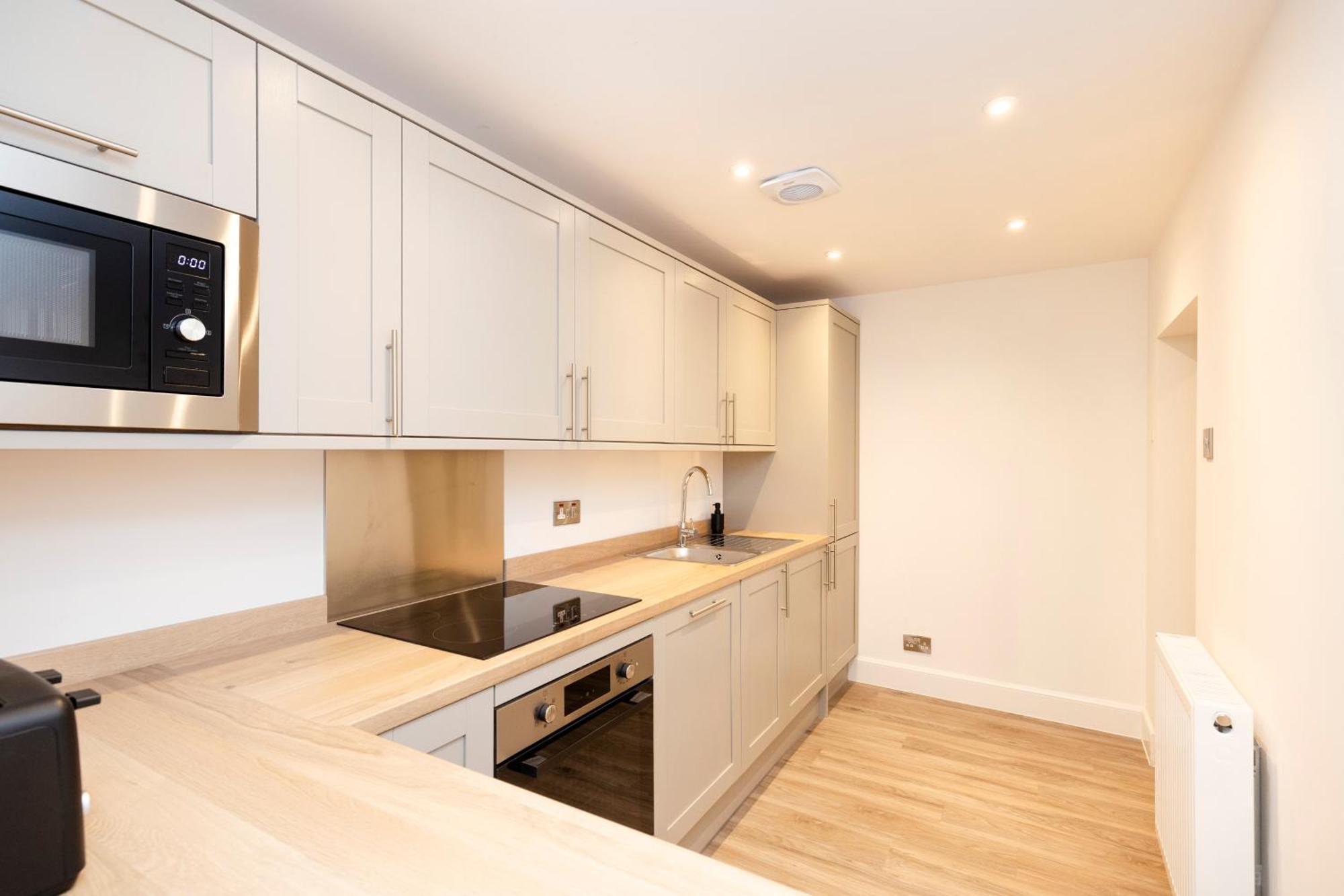 Joivy 3Br Flat In Haymarket With Free Parking Edinburgh Ngoại thất bức ảnh