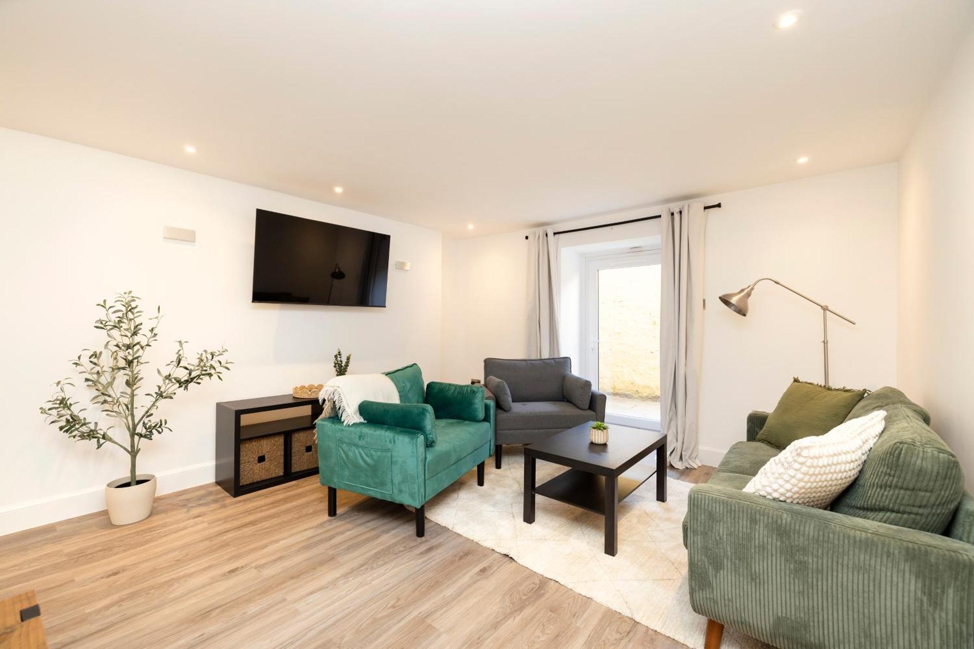 Joivy 3Br Flat In Haymarket With Free Parking Edinburgh Ngoại thất bức ảnh