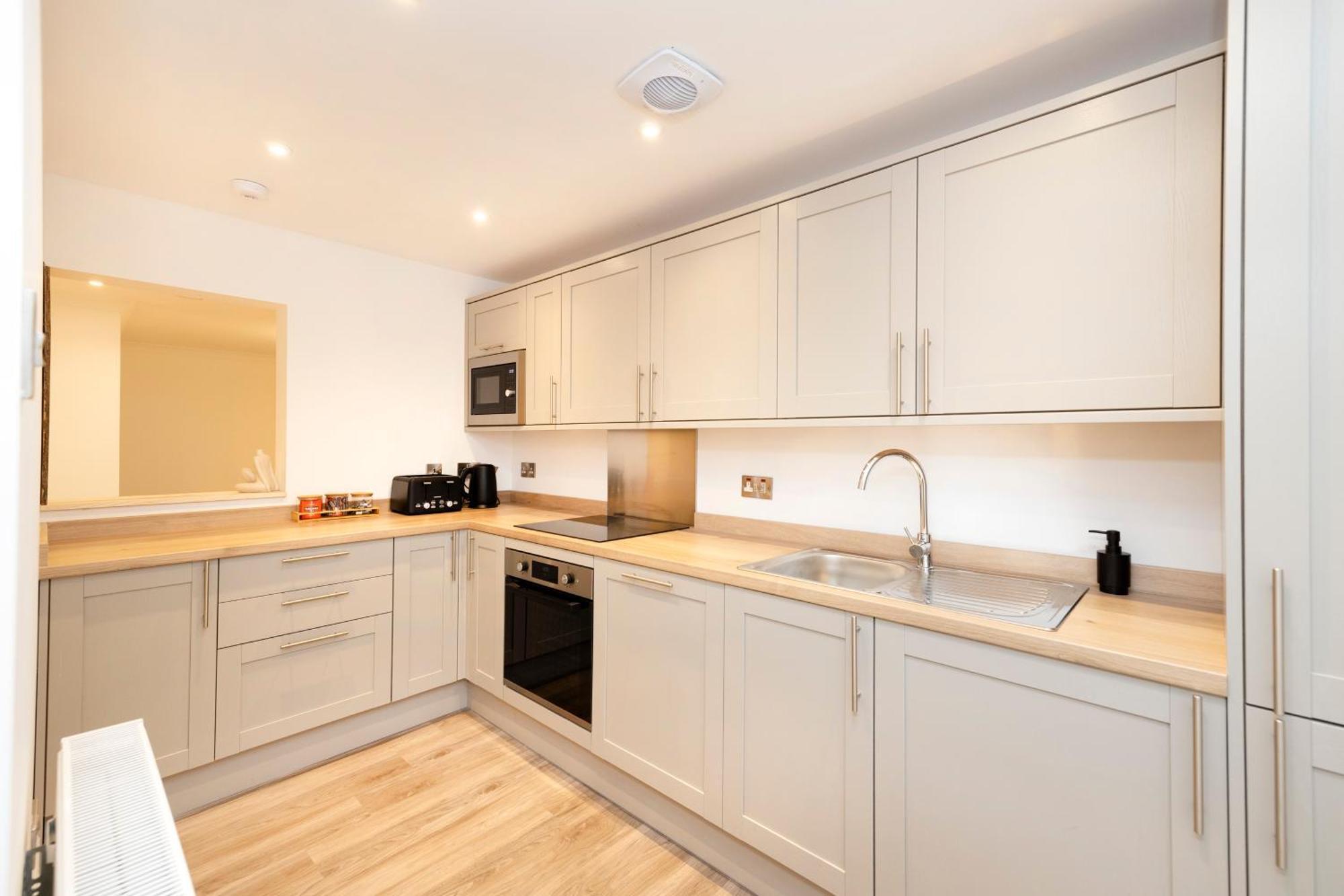 Joivy 3Br Flat In Haymarket With Free Parking Edinburgh Ngoại thất bức ảnh